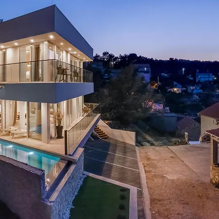 Aestas Ferienhaus Vrboska