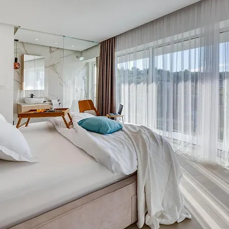 Aestas * ורבוסקה